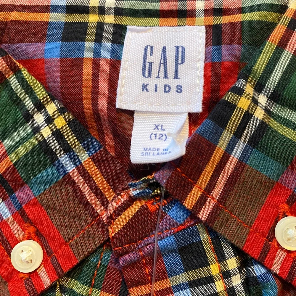 NWT Gap GapKids Plaid Holiday Tartan Plaid Poplin Button-Up Shirt (Size XL/ 12)